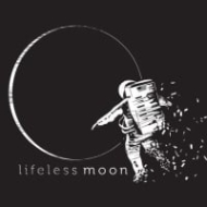 Lifeless Moon Traducción al español